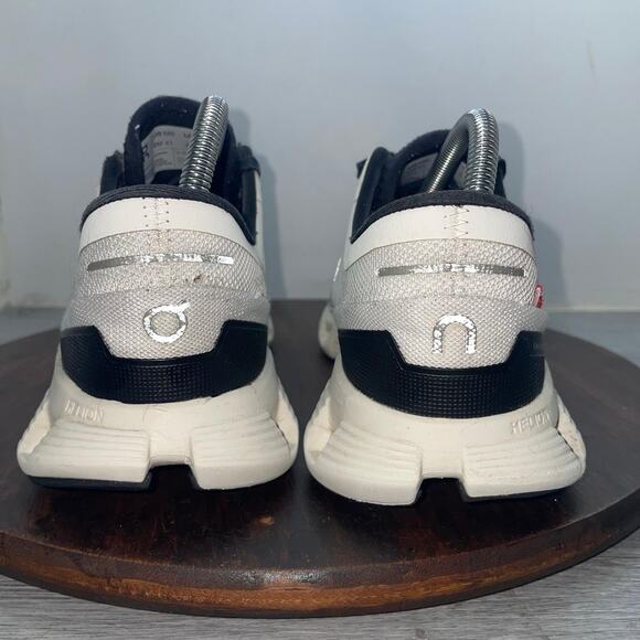 On Cloud X 3 Shoes Mens Size 8 White Black Running Athletic Sneakers 60.98706 main image 4